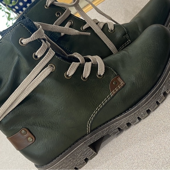 Lulu lemon sz 8 hoodies - Picture 6 of 8